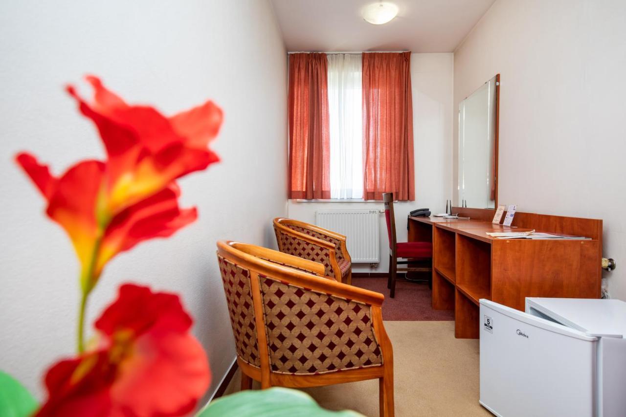 Hotel Boss Žilina Dış mekan fotoğraf