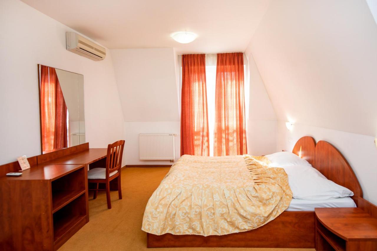 Hotel Boss Žilina Dış mekan fotoğraf