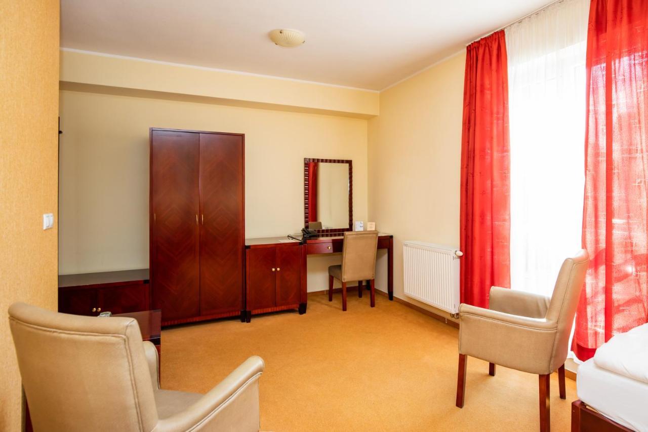 Hotel Boss Žilina Dış mekan fotoğraf
